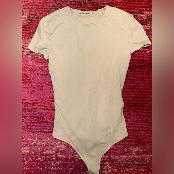 Abercrombie & Fitch bodysuit for sale! Worn only once! Size small! - Picture 2 of 4